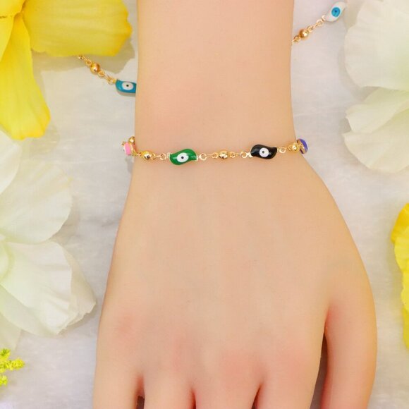 "Minimalist Bracelet, Sleek & Modern Design, Women’s Fashion, YC110042-B - Picture 9 of 10